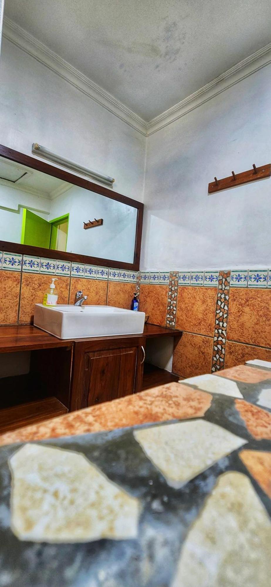 We Travel Hostel Moshi Exterior photo