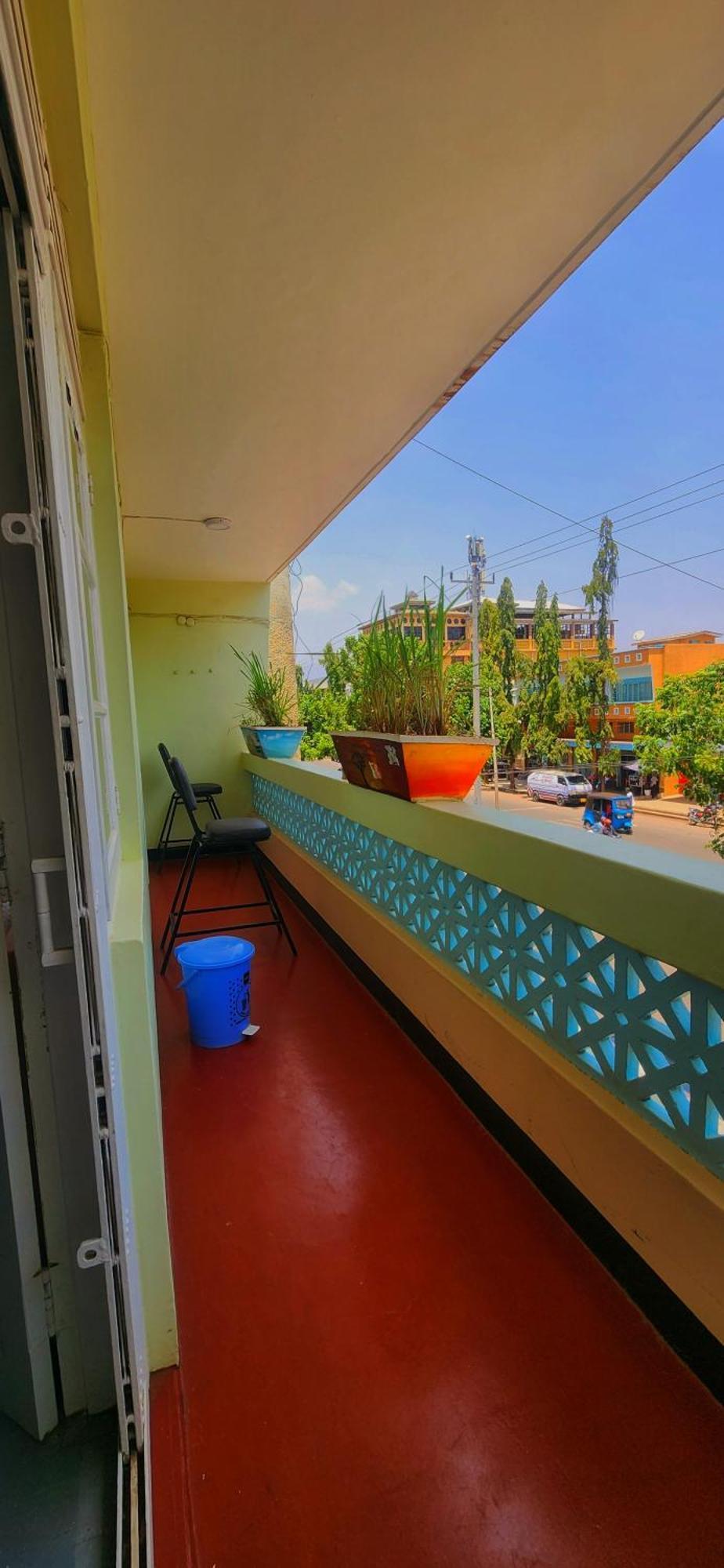 We Travel Hostel Moshi Exterior photo