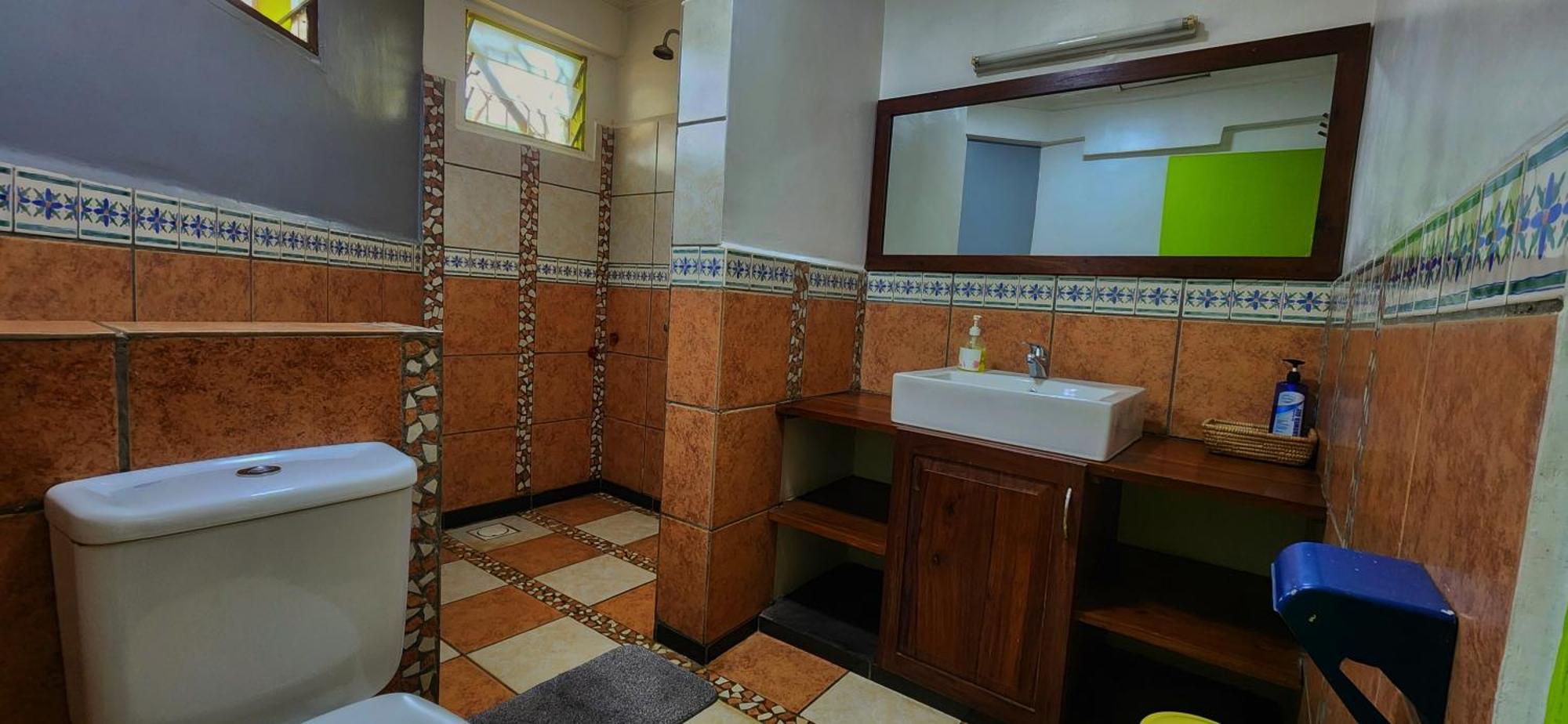 We Travel Hostel Moshi Exterior photo